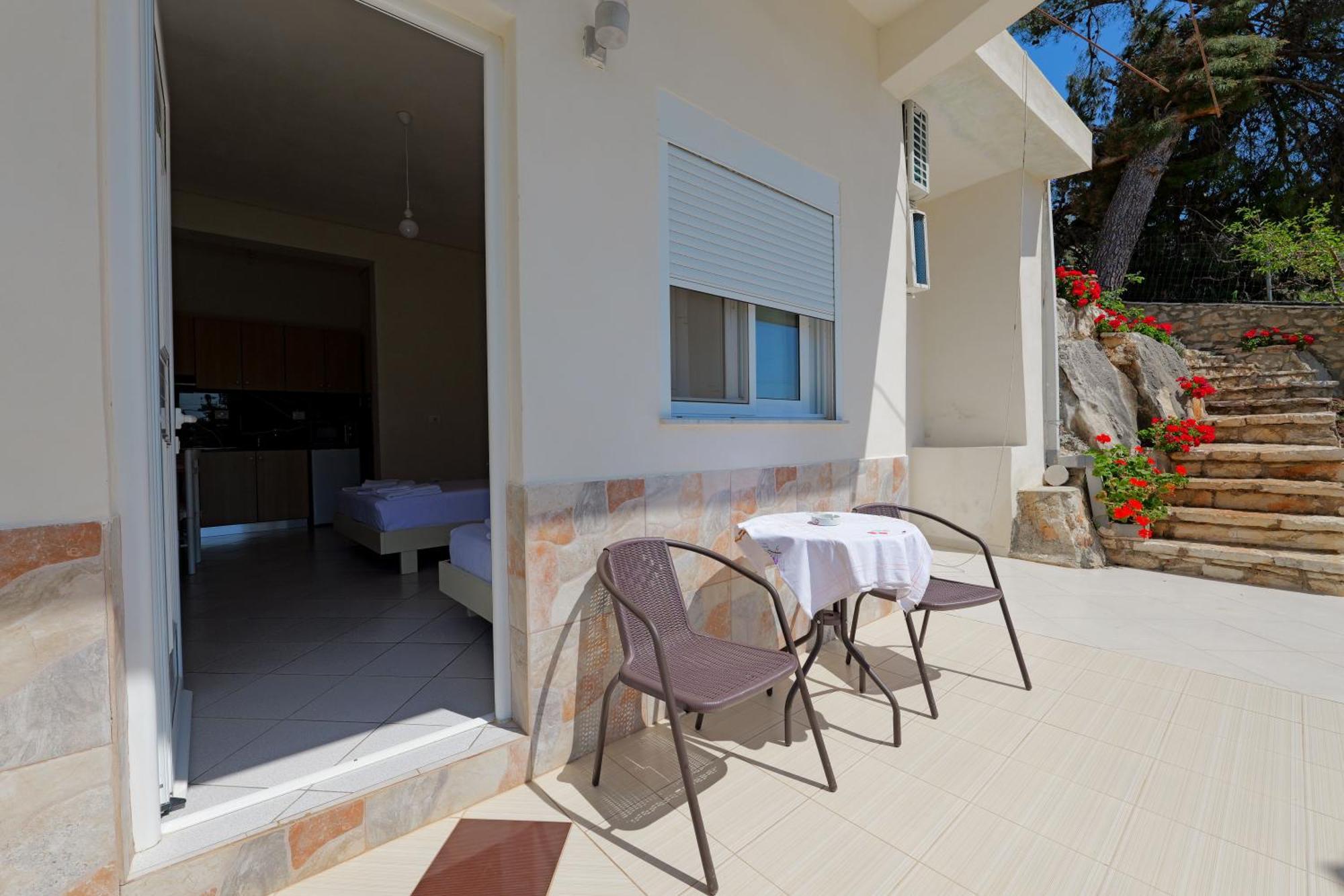 Flower Vila Sarande Ngoại thất bức ảnh